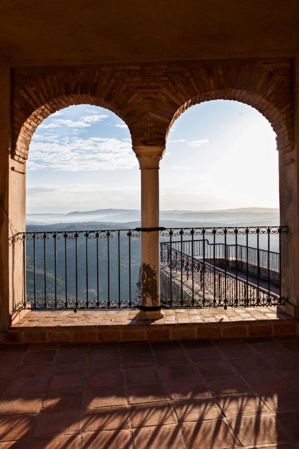 Tugasa Castillo De Castellar 3*