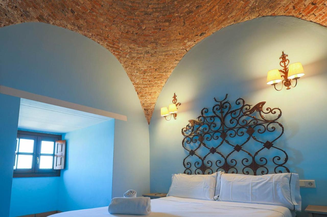 Tugasa Castillo De Castellar Hotel