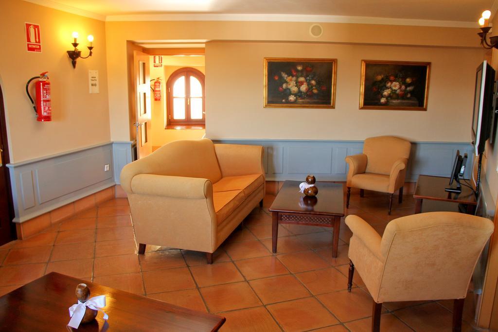 Hotel Tugasa Castillo De Castellar Castellar de la Frontera