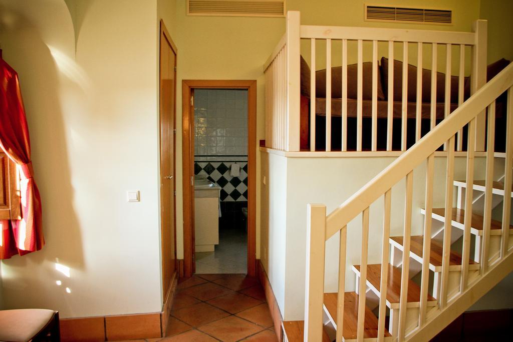Hotel Tugasa Castillo De Castellar
