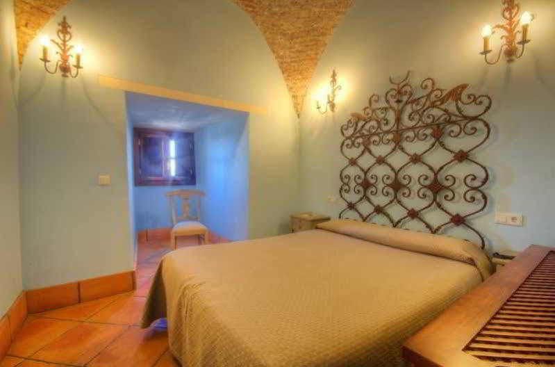 Tugasa Castillo De Castellar Hotel